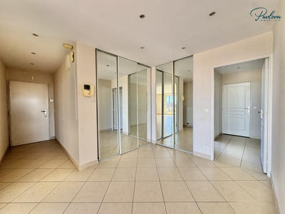 Appartement - 143 m² - 4 pièces