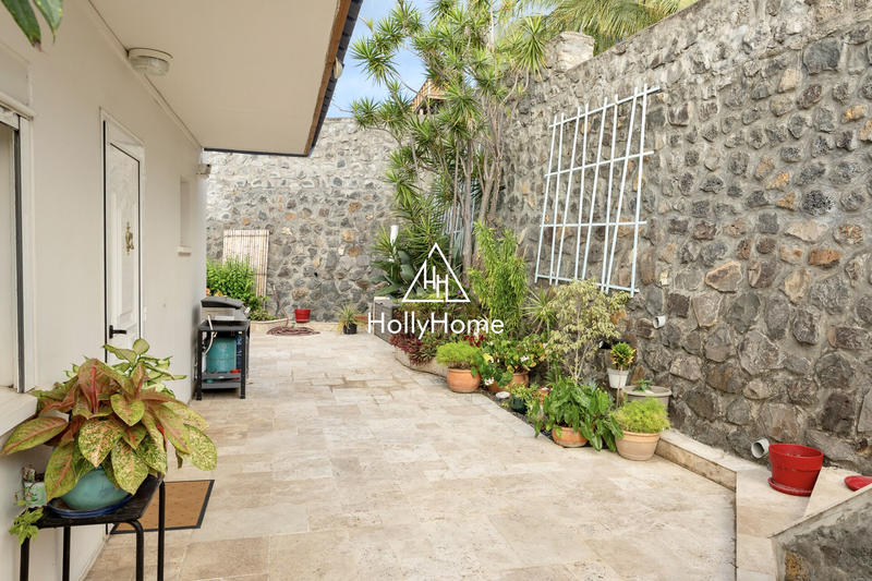 Maison - 175 m² - 6 pièces