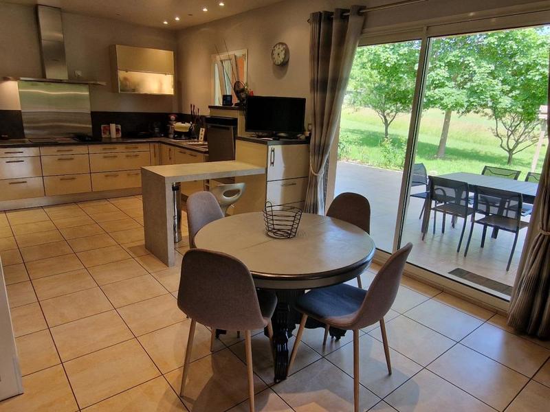 Villa - 192 m² - 5 pièces