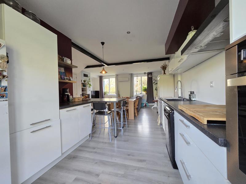 Villa - 90 m² - 4 pièces