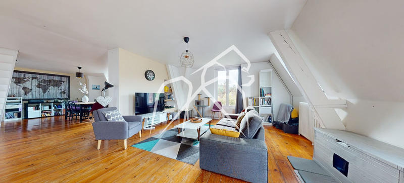 Duplex - 104 m² - 4 pièces