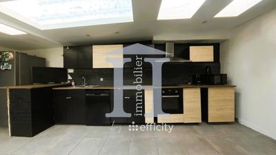 Maison - 101 m² - 4 pièces