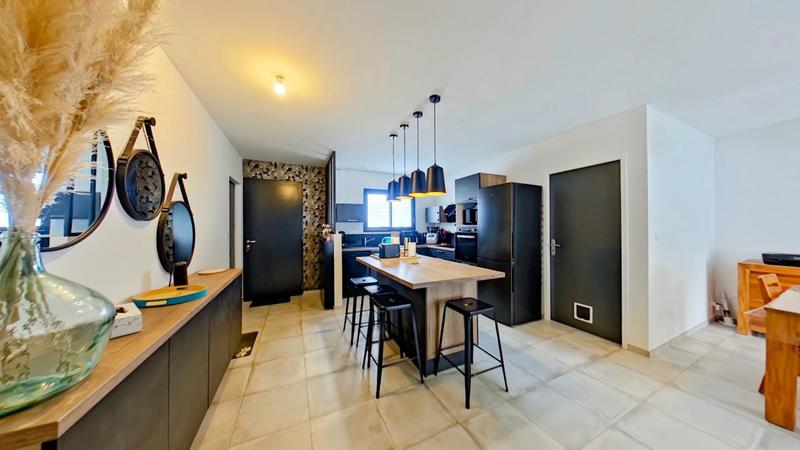 Villa - 82 m² - 4 pièces