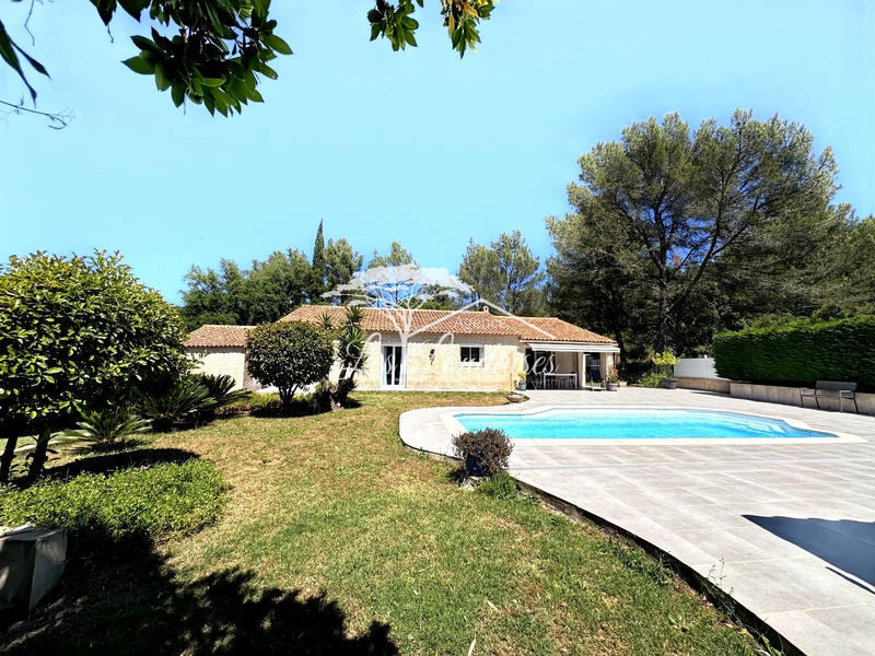 Maison - 107 m² - 5 pièces