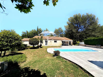 Maison - 107 m² - 5 pièces