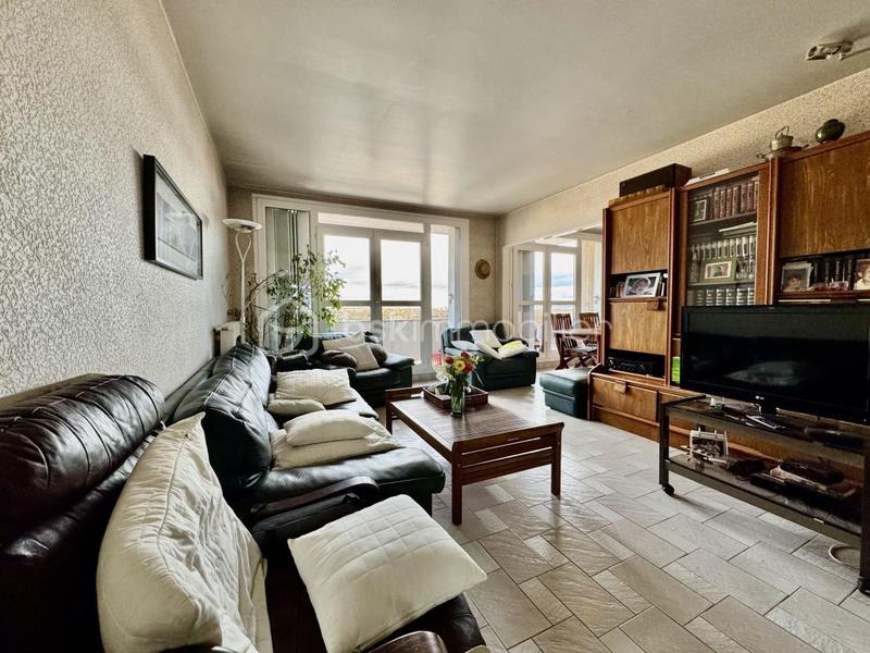 Appartement - 111 m² - 4 pièces