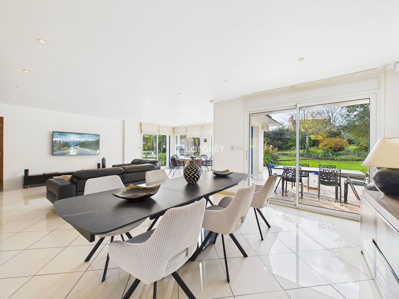 Maison - 152 m² - 5 pièces