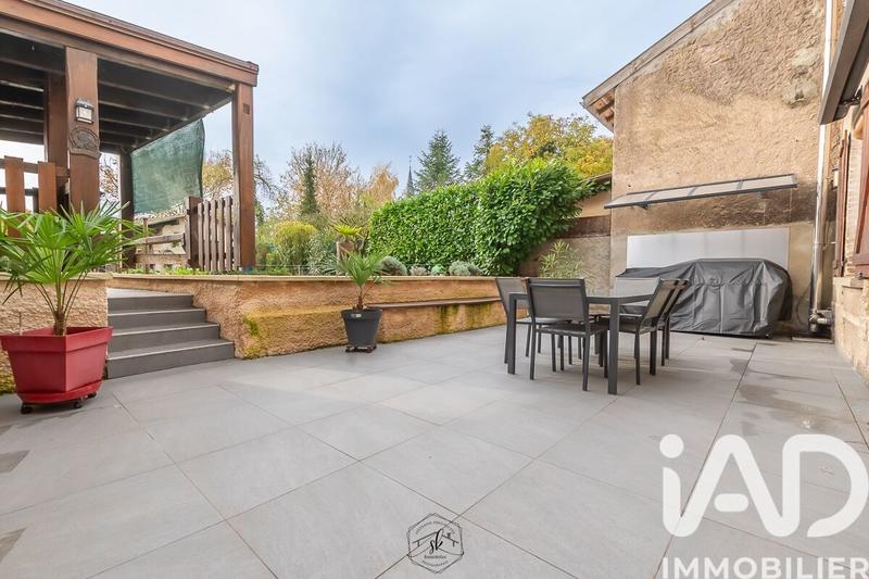 Maison - 168 m² - 7 pièces