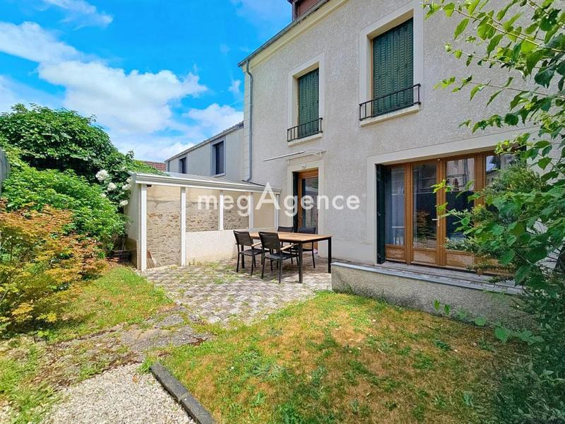 Maison - 135 m² - 6 pièces