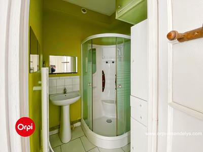 Immeuble - 115 m² - 8 pièces