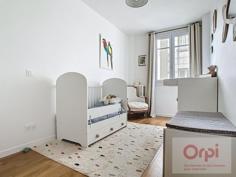 Appartement - 86 m² - 4 pièces