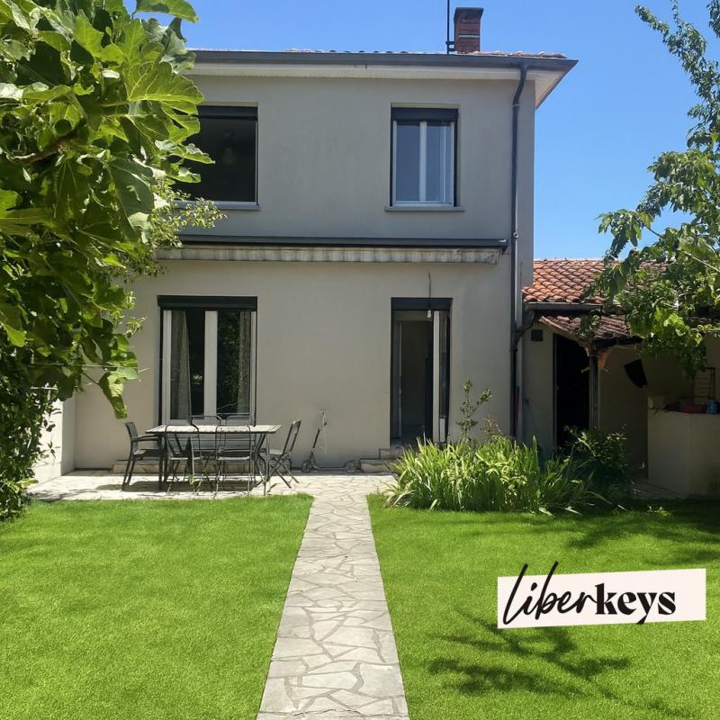 Maison de ville - 93 m² - 5 pièces