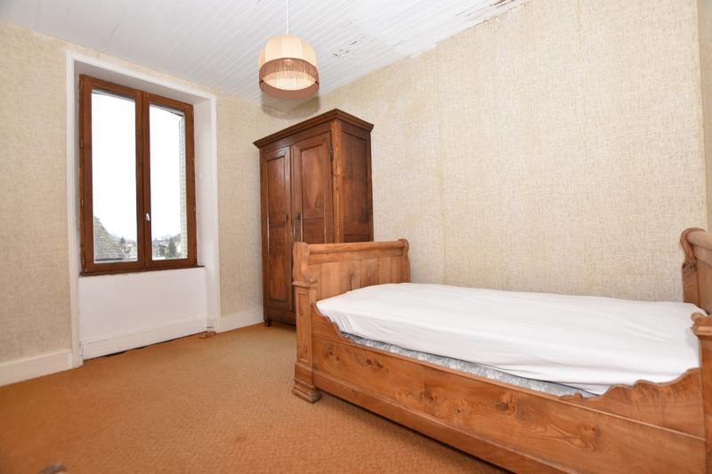 Maison - 218 m² - 12 pièces