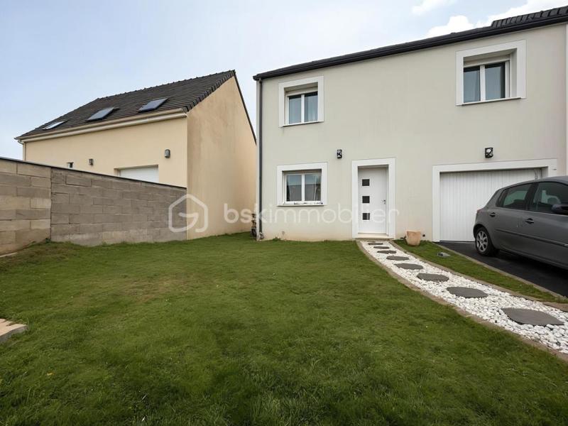 Maison - 81 m² - 4 pièces