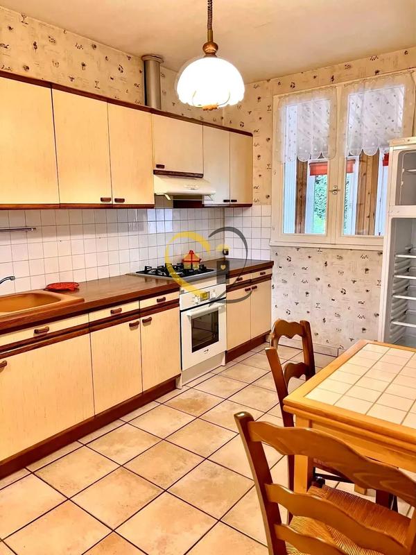 Maison - 103 m² - 4 pièces