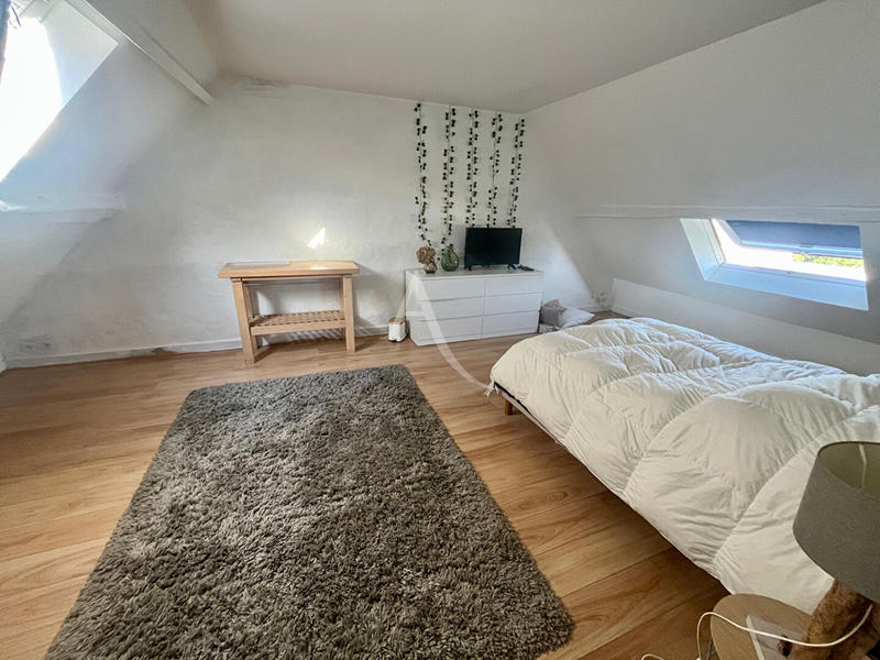 Maison - 304 m² - 6 pièces