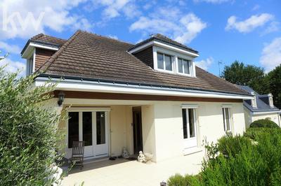 Maison - 200 m² - 6 pièces