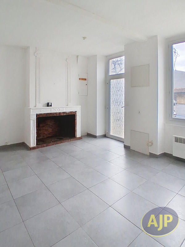 Maison de ville - 80 m² - 4 pièces