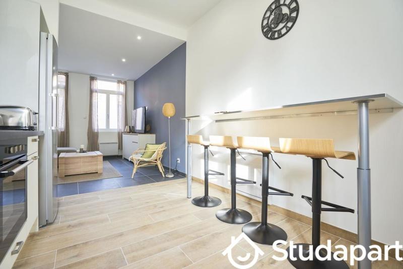 Chambre - 13 m² - 1 pièce