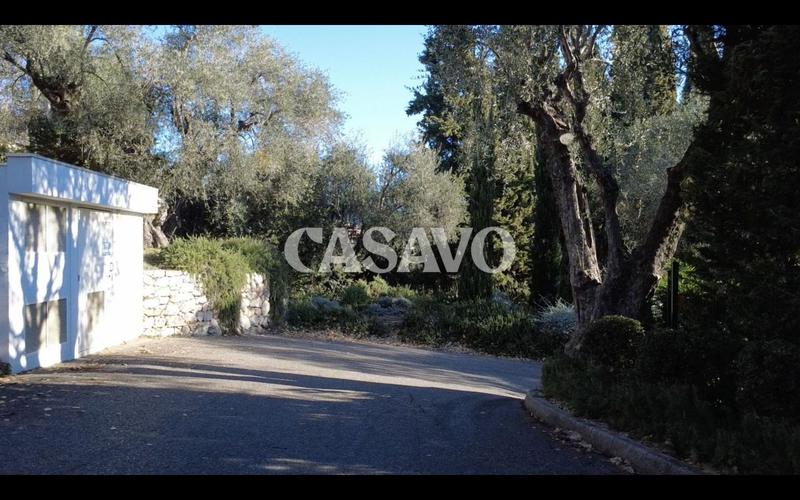 Terrain constructible - 3 337 m²