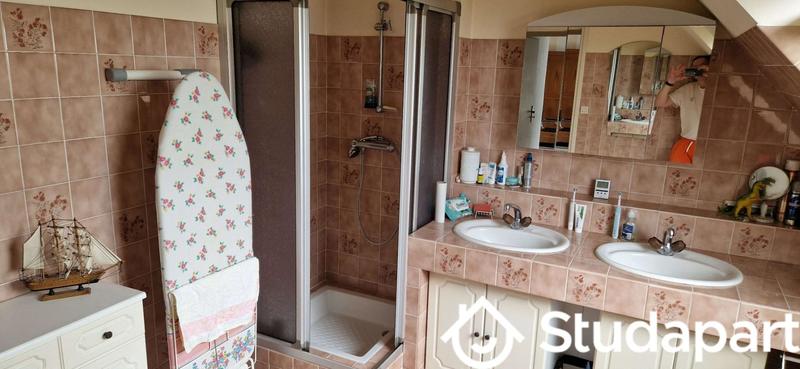 Chambre - 12 m² - 1 pièce