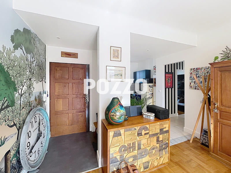 Appartement - 94 m² - 4 pièces