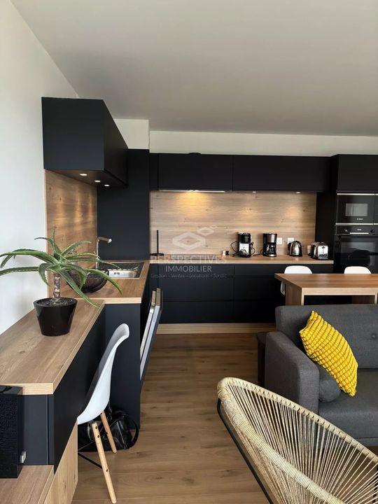 Appartement - 103 m² - 5 pièces