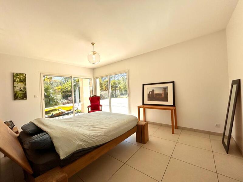 Maison - 199 m² - 6 pièces