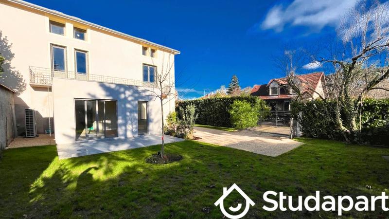 Chambre - 18 m² - 1 pièce