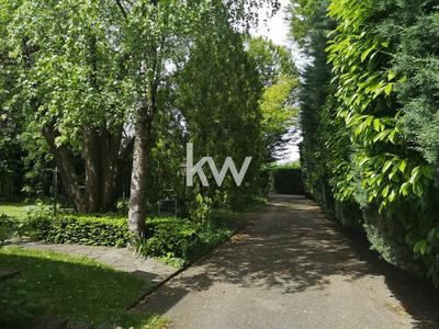 Maison - 315 m² - 11 pièces