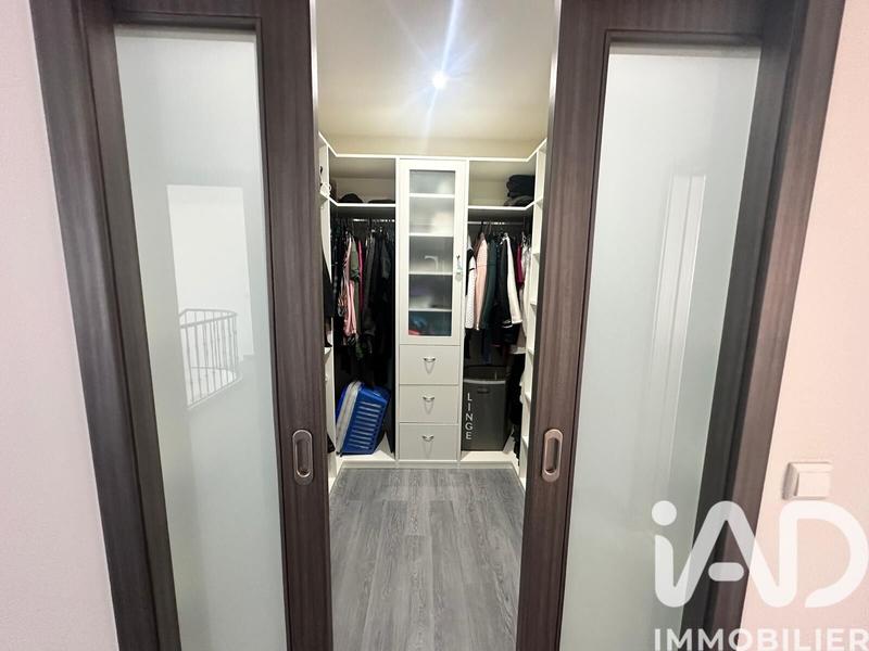 Maison - 328 m² - 6 pièces