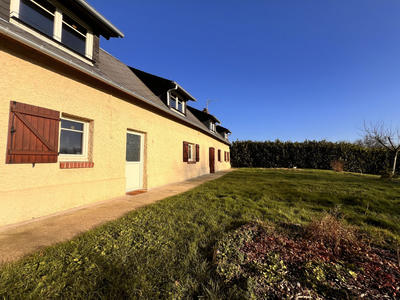 Maison - 145 m² - 6 pièces