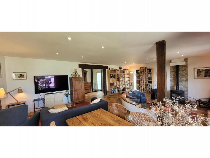 Maison - 155 m² - 6 pièces