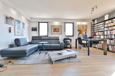 Appartement - 80 m² - 3 pièces