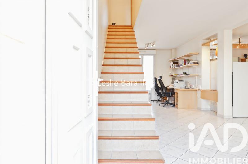 Maison - 167 m² - 8 pièces