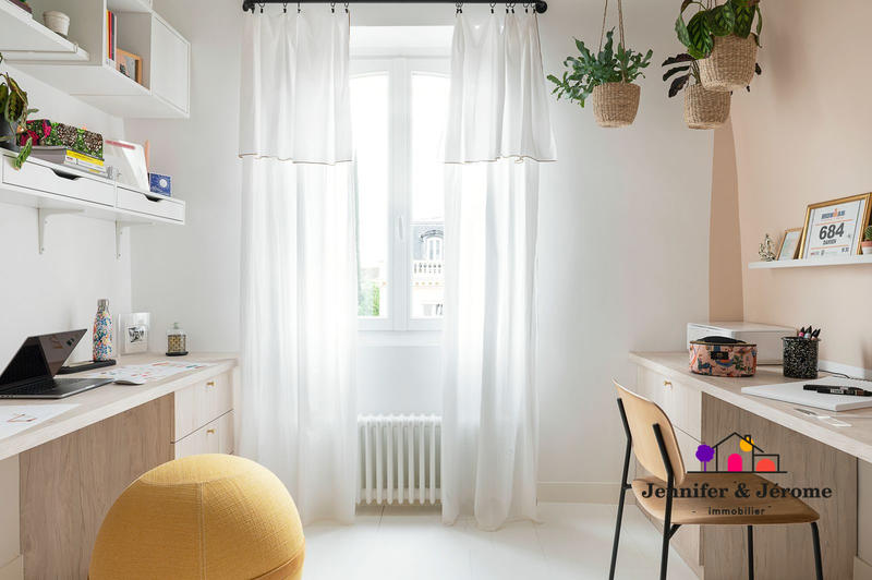 Maison - 151 m² - 7 pièces