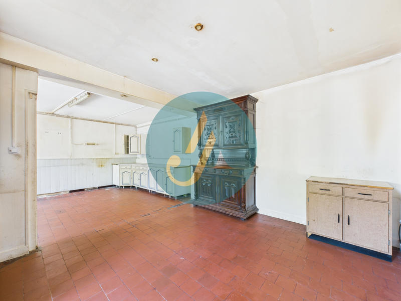 Maison - 131 m² - 6 pièces