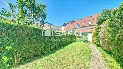 Maison - 99 m² - 6 pièces