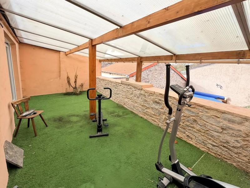 Maison de village - 257 m² - 11 pièces