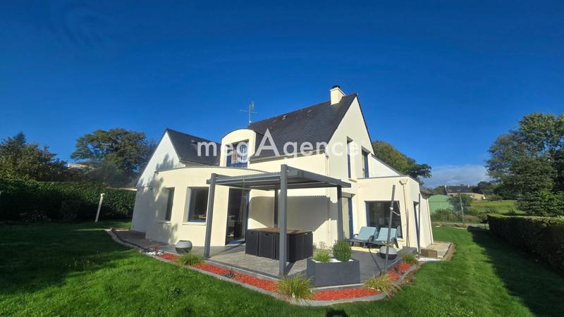 Maison - 130 m² - 7 pièces