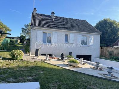 Maison traditionnelle - 74 m² - 4 pièces