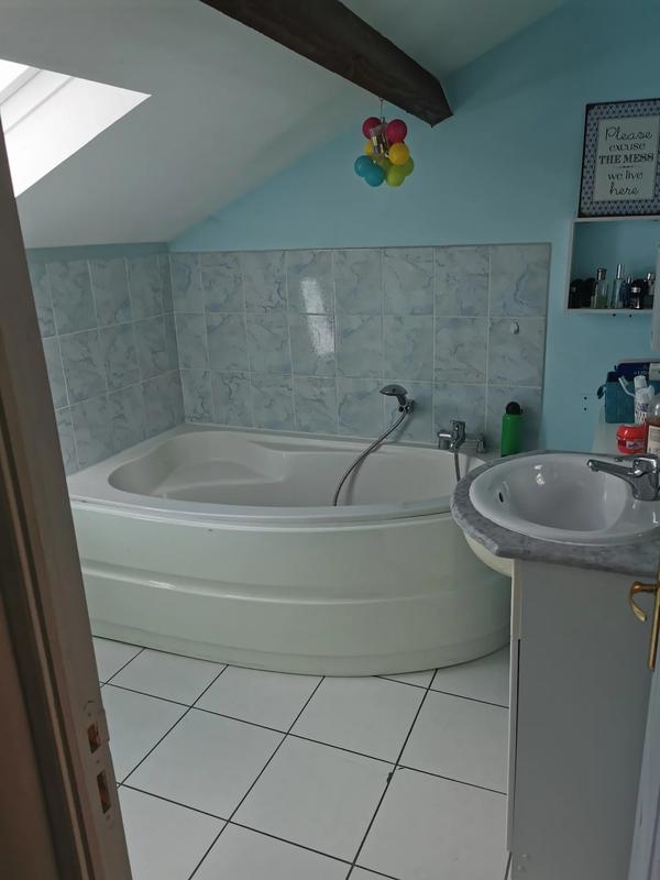 Maison - 85 m² - 5 pièces