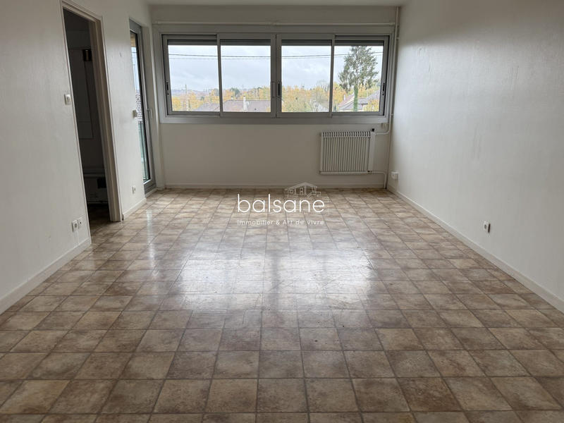 Appartement - 81 m² - 4 pièces