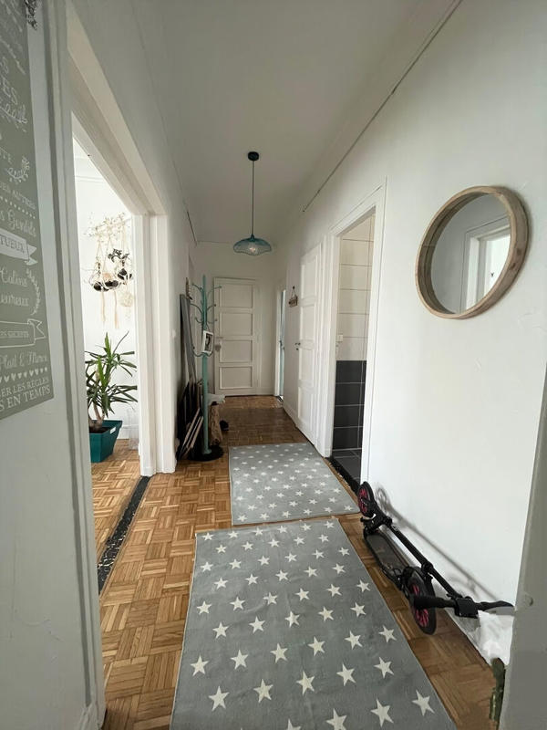 Appartement - 90 m² - 3 pièces