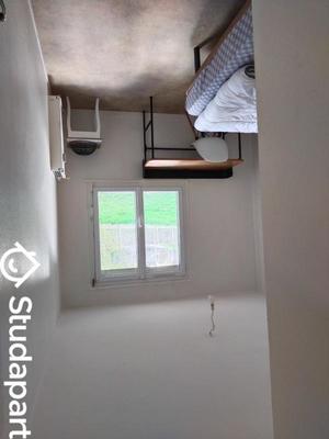 Chambre - 12 m² - 1 pièce