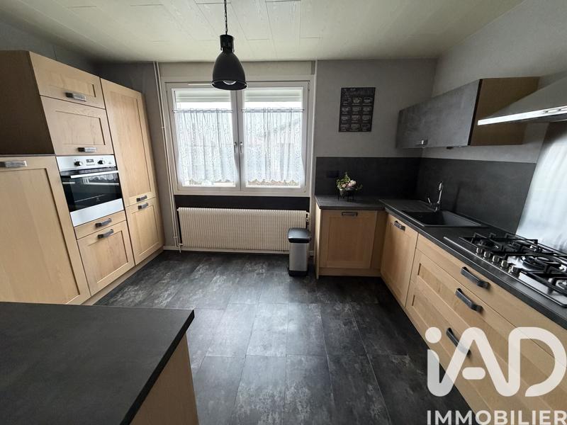 Maison - 106 m² - 5 pièces