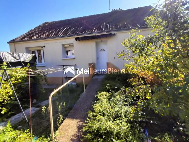 Maison - 93 m² - 4 pièces