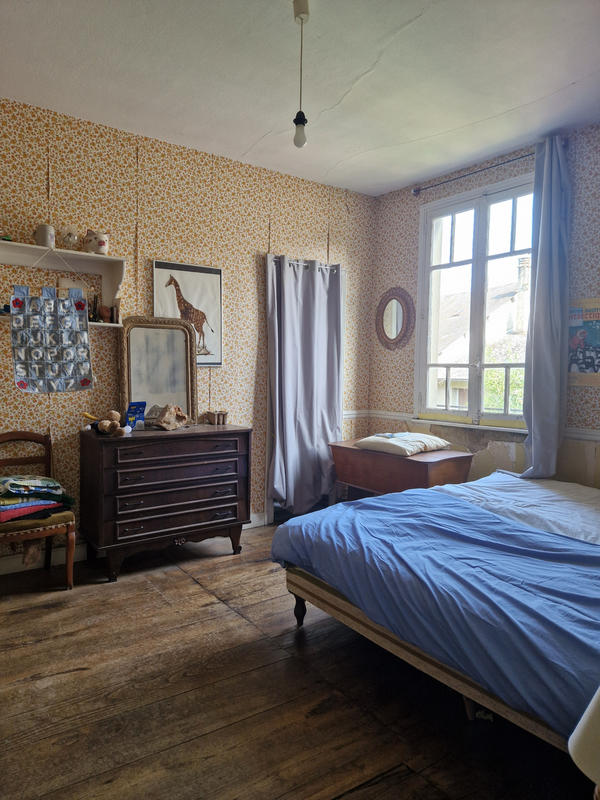 Maison - 232 m² - 7 pièces