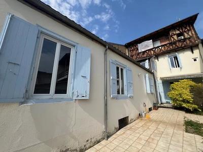 Immeuble - 274 m² - 8 pièces