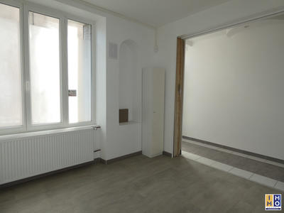 Appartement - 99 m² - 3 pièces